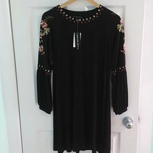BRAND NEW Black flowy dress with embroidery